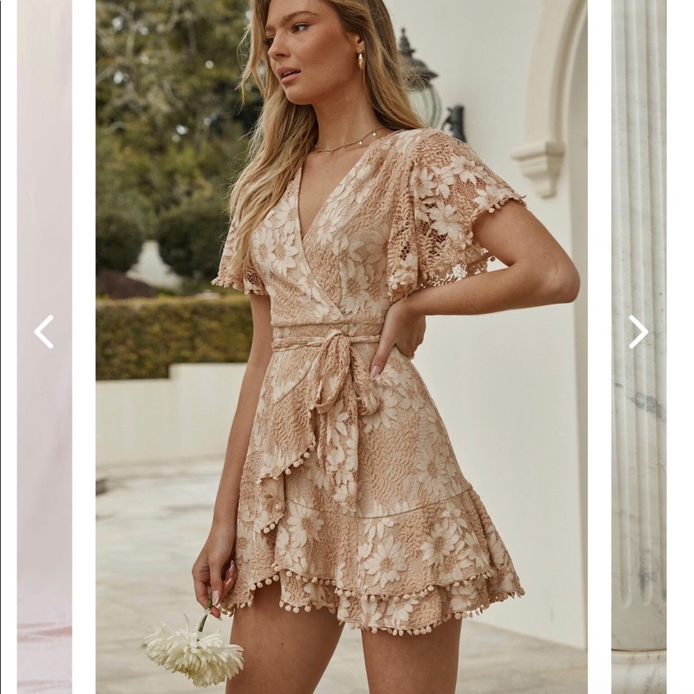 Selfie Leslie angel sleeve wrap dress